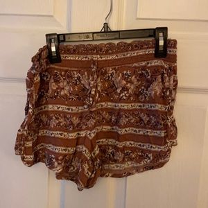 AE floral shorts